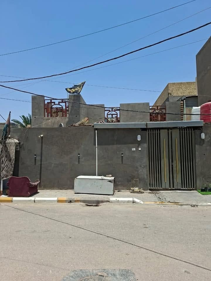/بيت للبيع/ حي الحكم/

الموقع// قريب جدا لصيدلية زمزم/ثاني بيت عن شارع 20

طابقين

سنة البناء 2004عكاده/طابق ثاني ثلاث غرف واصل للسقف 

المساحه 255م

***********
