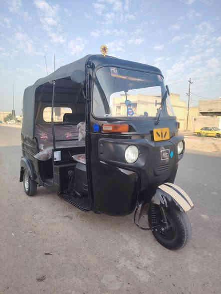 السلام عليكم تكاتك 2019شهر11 لوحه وسنويه ديالى تحويل ثاني يؤم تكتك كامله مكمله كبل للشارع)(تخم تاير جديد+جادر جديد+ دوشمه جديده +ليات زنون ماصدات جدد مسجال +دمام كهربائية كله شغاله ملاحضه تكتك معمره عام سعر6 وبيه مجال كلش قليل رقم *********** عنواني بغداد حسنينه الراشدية
