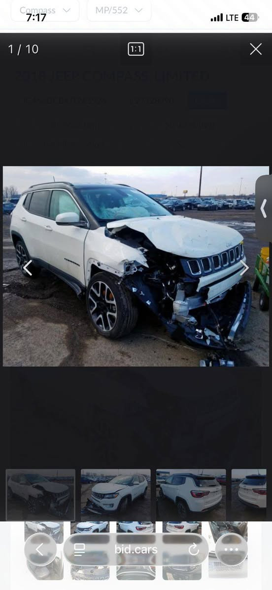 السلام عليكم
جيب كومباس لمتد 2018 بغداد لون ابيض
تو كلر  فول مواصفات 
شاشه جبيره
 تحكم ستيرن جهتين
هاند بريك بصمه
اوتو ستوب
فور ويل 4×4
تبريد قطعتين
بصمة تشغيل عن بعد
كشنات جلد 
اشاير بلمري
ويل كب كروم
صور حادث بالمنشور
السعر 130 ورقه مكان بغداد الدوره ***********
