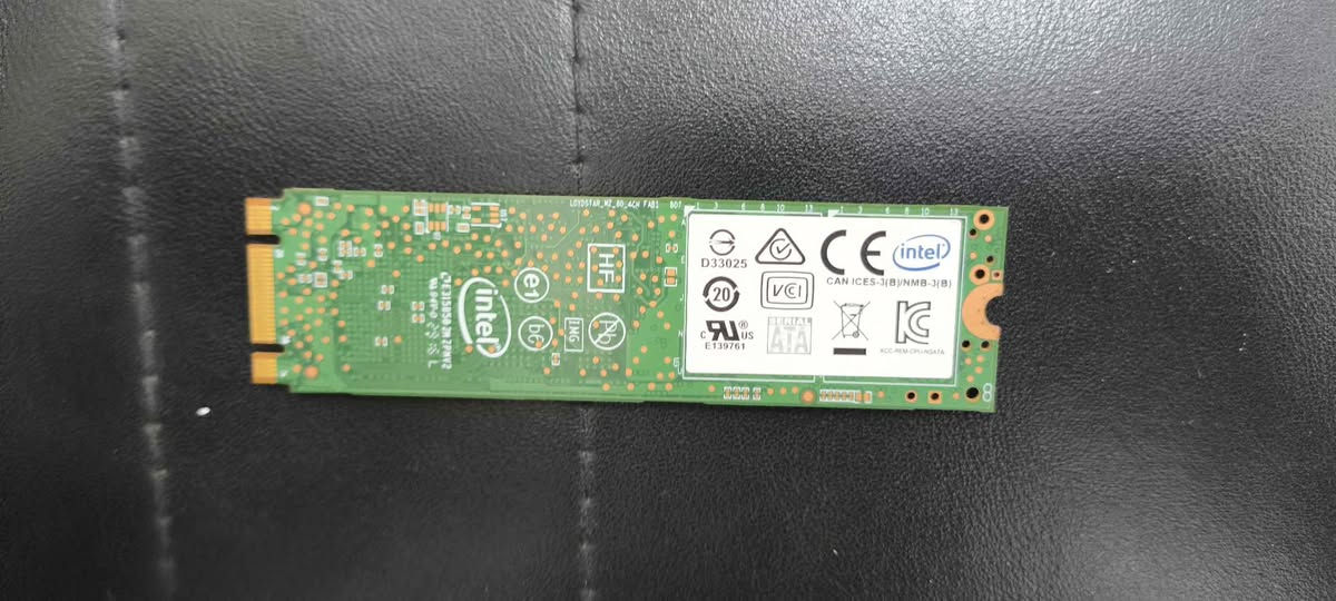 هارد SSD M.2 SATA 
حجم الهارد 256 كيكا
الشركة المصنعة للهارد intel 
صحة الهارد 100% بغداد, العراق


**إذا كنت صاحب هذا الإعلان وتريد حذفه لأي سبب، رجاءا أرسل رسالة إلى الدعم الفني**