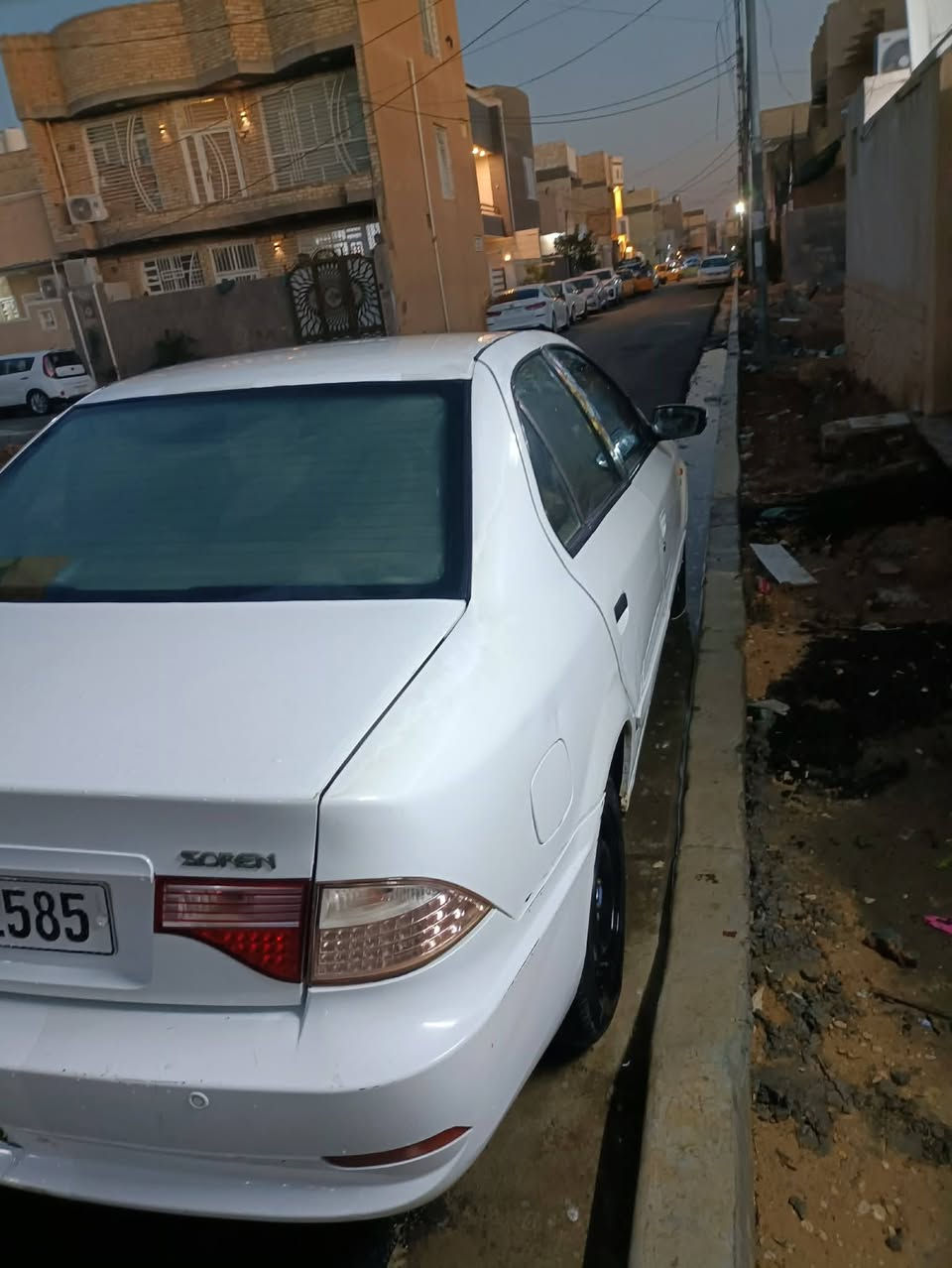 سمند للبيع موديل 12كل نقص مابيها كلها شغاله حداديه جديده تخم تاير جديد باتري جديد تتفائ شغاله بسمي السياره سنويه ما صاقطه سعرها 38 او بيها للطيبين هاذا رقمي ***********
