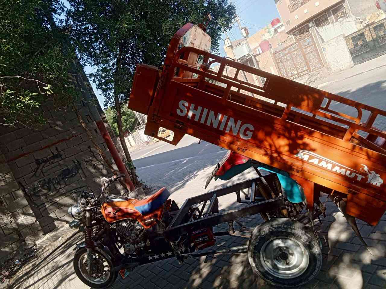 ستوته جمره فلحل كامله كله لبلاد مديل 21 رقم وسنويه بس على تحويل تستلم لوحات مكفوله استوته سعره 2400 ستوته ربع ماذب عليه مكفوله ركبه شاصي لدي وقراضه نضيفه رقمي بس واتساب بيه ***********
