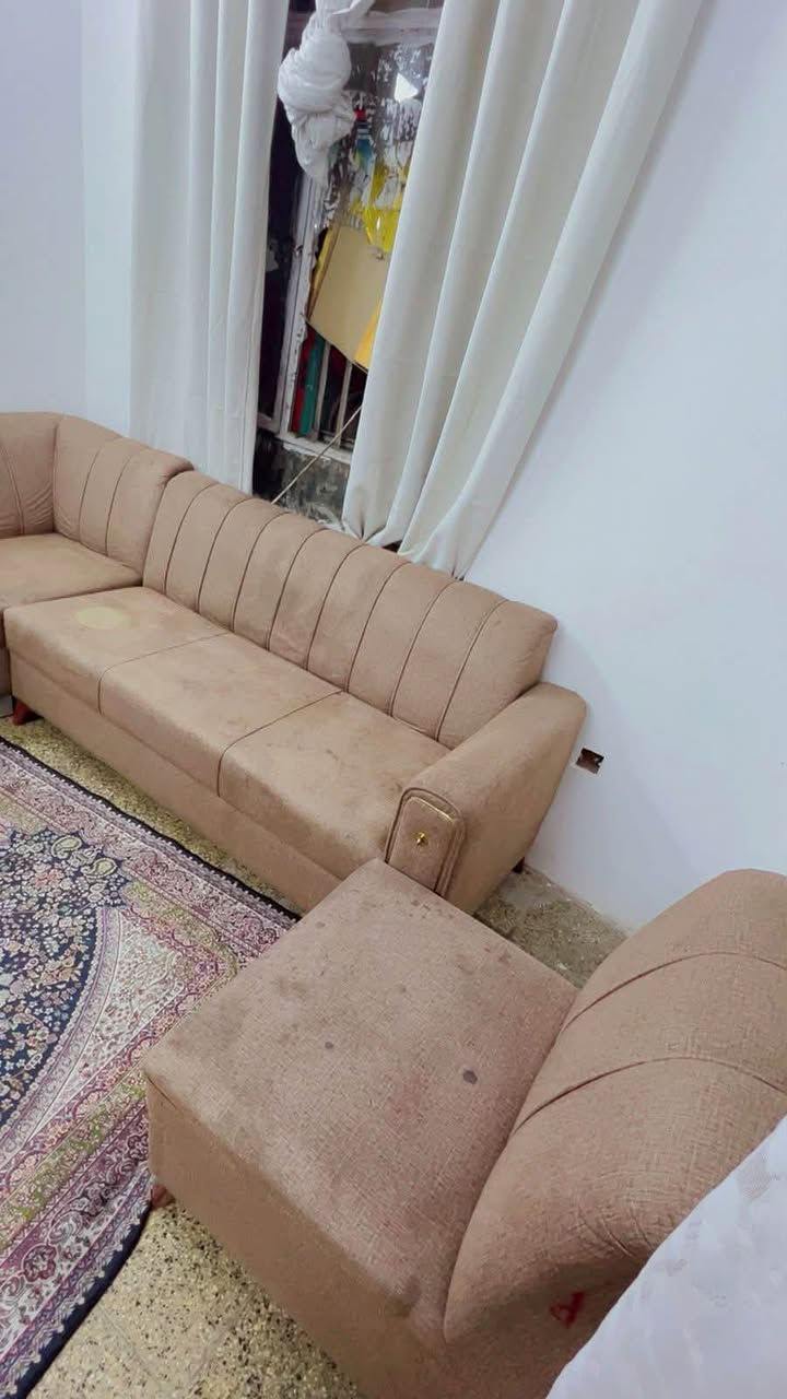 سلام عليكم
تخم 8 مقاعد للبيع بس يرادله غسله زينه   ونضيف  السعر 180 وبي مجال العنوان بغداد الامين الثانيه


**إذا كنت صاحب هذا الإعلان وتريد حذفه لأي سبب، رجاءا أرسل رسالة إلى الدعم الفني**