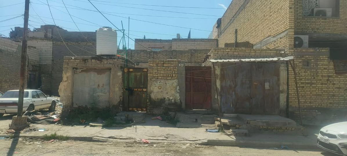 🏠 عشتار للعقار

♦️ فرصة للبيع – بيت في موقع مميز

📍 الموقع: الناصرية / سومر / حي المعلمين

📐 المساحة: 200 متر
📄 النوع: طابو صرف باسم المالك
🏚️ الحالة: بيت قديم (يُباع كقطعة أرض)
💰 الإيجار الحالي: 500 ألف دينار

💵 السعر: 310 مليون دينار

✨ مناسب للسكن أو الاستثمار في منطقة حيوية وقريبة من الخدمات

📞 للاستفسار:
0786 777 1177

#عشتار_للعقار
#الناصرية
#حي_المعلمين
#عقارات
#بيع_وشراء
