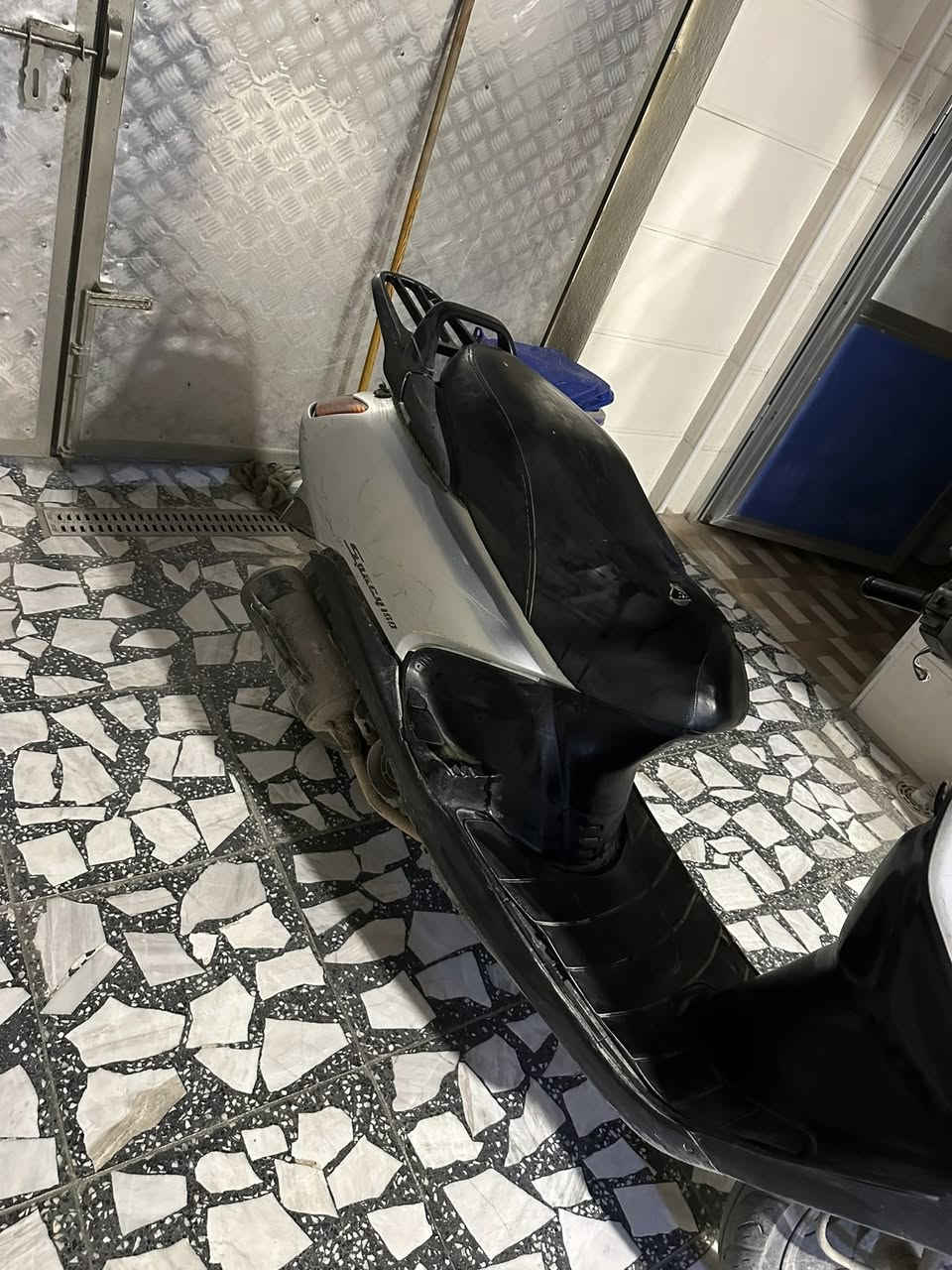 سلام عليكم دراجه سبيسي للبيع
العنوان بغداد  السعر 250
***********
