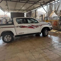 هايلوكس ٢٠١٦ • بدون حادث • نظافه ١٠٠/١٠٠