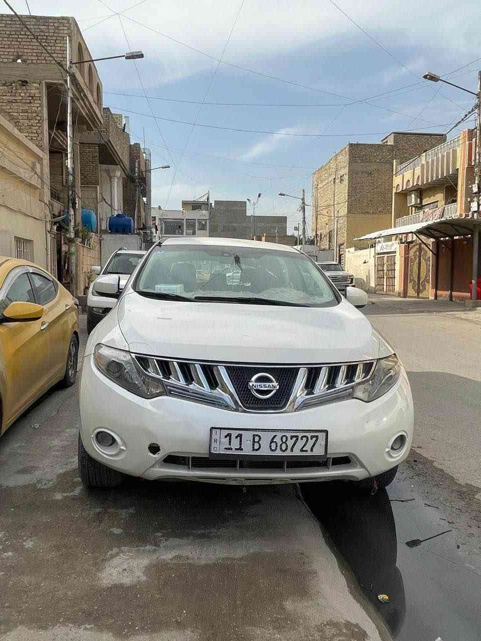 السلام عليكم نيسان مورانو للبيع موديل ٢٠٠٩ رقم بغداد باسمي رقم انكليزي  السياره مصبوغه احزام بدون دواخل ولا ضربه السياره كير ومحرك زينات نقصهه فقط قليل بلحداده مالتهه طالع بيهه محافظات ومجربهه  مكانهه بغداد مدينه الصدر 
رقم الهاتف *********** بغداد, العراق
