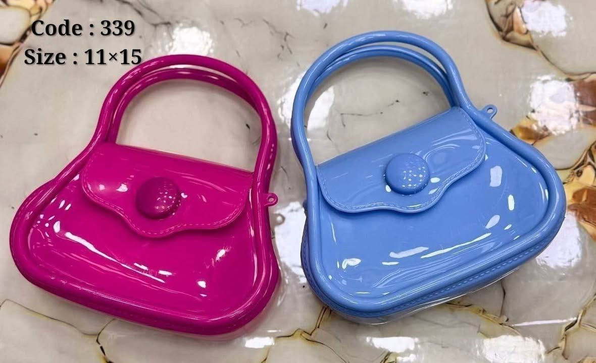 ندااااء لكل اهل الجروب 📢
عندي كمية شنط بكل انواعها شنط   بسعر المصنع  تم وشوف بنفسك 
ولبس العيد وصل بكميات 
🔥 وكميه تيشرتات رجالي 🔥وشغل حريمى 🔥 واطفالى 🔥تم وانا ابعتلك🤝


**إذا كنت صاحب هذا الإعلان وتريد حذفه لأي سبب، رجاءا أرسل رسالة إلى الدعم الفني**