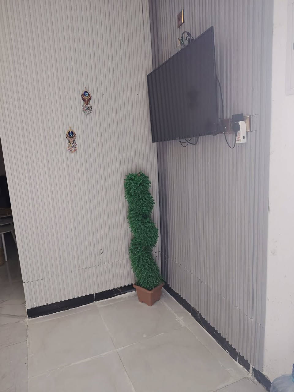 بيت البيع حي الزيتون
ركن السعر ٧٠مليون غرفتين وصاله ومطبخ وحمام براني ***********@
@
