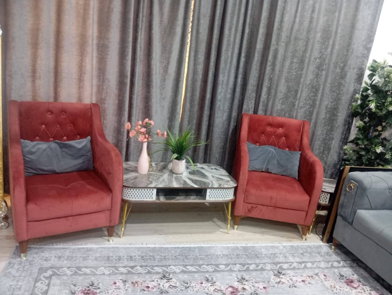 قنفات البيع تركي كلش نضيفات ستخدام قليل مع برده مع جوته برنت كوشايات كل هاذه سعر ٦٠٠ وبي مجال


**إذا كنت صاحب هذا الإعلان وتريد حذفه لأي سبب، رجاءا أرسل رسالة إلى الدعم الفني**