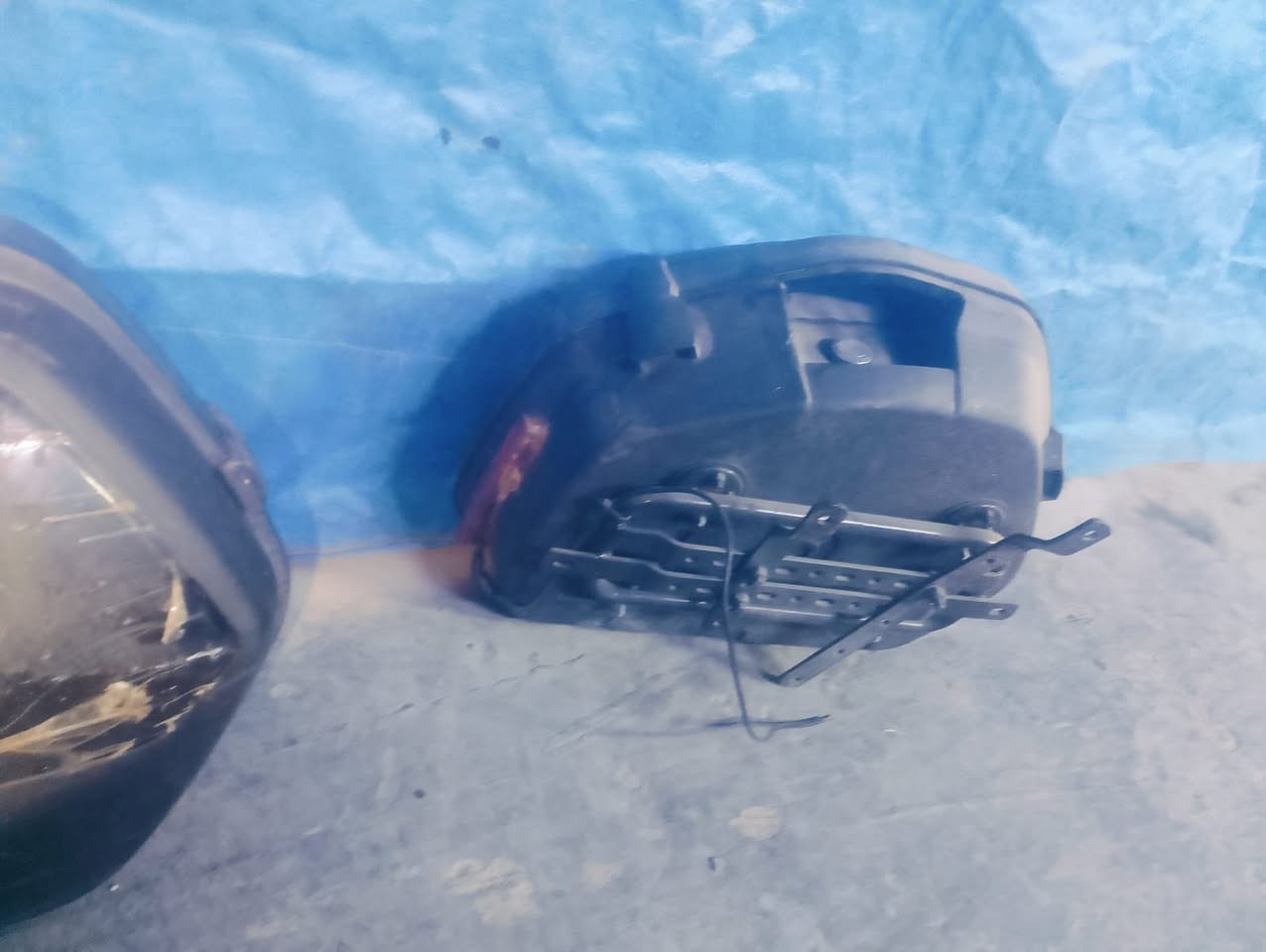 جنط للبيع كلشي بيهن شغال الي يريدهن يتصل واتساب***********
