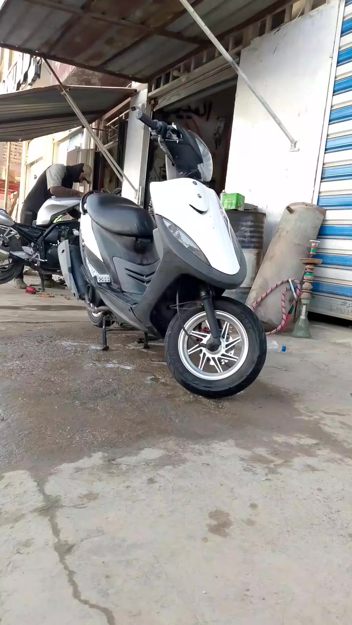 سلام عليكم ماكس عدله
للبيع ماصرلها هواي من طلعتهاا حويه  كفاله 49بلاد شعله ومعدل  وبيها صالنصه شيال عالي وقبق فلاوي وياله دراجه كهربايات كلشي  شغل بيها 

الدوانيه قضاء عفج


**إذا كنت صاحب هذا الإعلان وتريد حذفه لأي سبب، رجاءا أرسل رسالة إلى الدعم الفني**