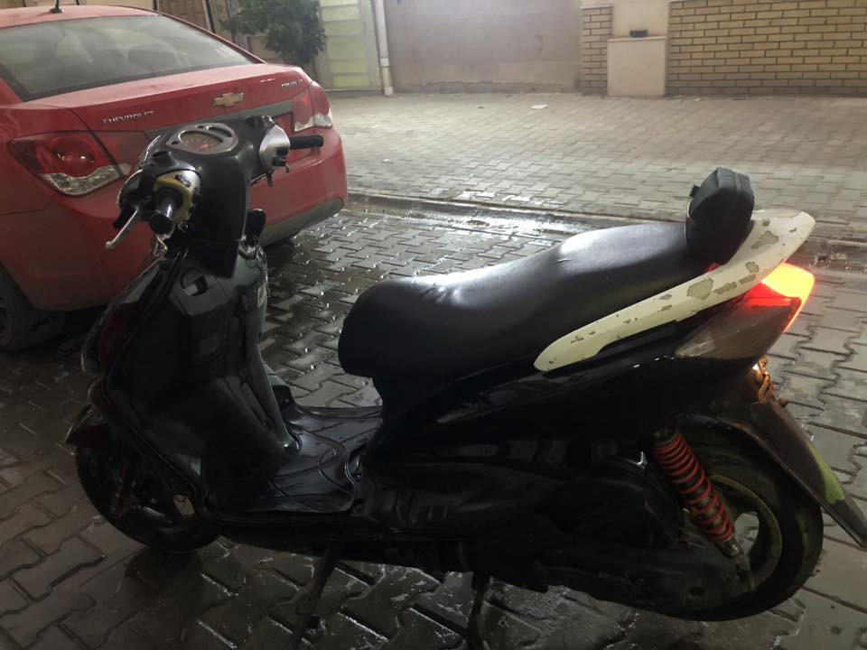 سكنس للبيع نظيفة استخدام شخصي شلعة معدل فول ومرتبة مجفتة اكفلك تجفيت مضبوط وقطع اصلية كلشي ثاني ممبدل بيها وعل بلادي 
450 اريد ابيعها لان محتاج فلوس للجامعة بس
***********
