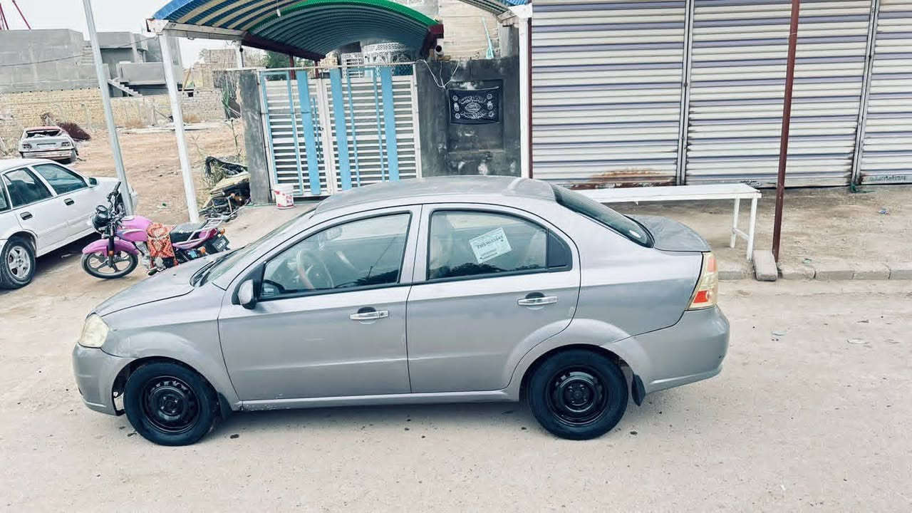 السلام عليكم
افيو ٢٠٠٨ رقم كربلاء بيها بنيد مبدل وضربة قبق الجنطة مصلحة علبارد يرادلها ترتيبات بسيطة 
*********** مكاني كربلاء
