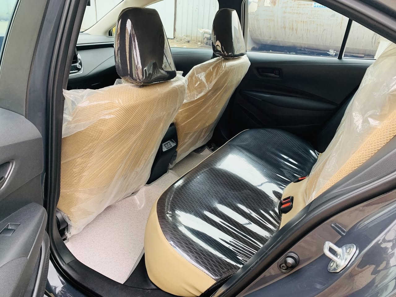 سلام عليكم كورلاا موديل 2023
وارد امريكي سياره حادثهه موضح بل صور 
مكينه 2000 دبل نوزل 
بيهه جاملغ جهه السايق مصبوغ او نص بنيد مصبوغ 
السياره ماشيه 30000 الف ميل 
جديده استخدم شخصي او عندي سونار بيهه 
شاشه تحكم سايد بريك دكمه اوتو هولد 
رادار 
مكان السياره بغداد الحريه الدولعي 
السعر 155 او بيهه مجال 
***********
