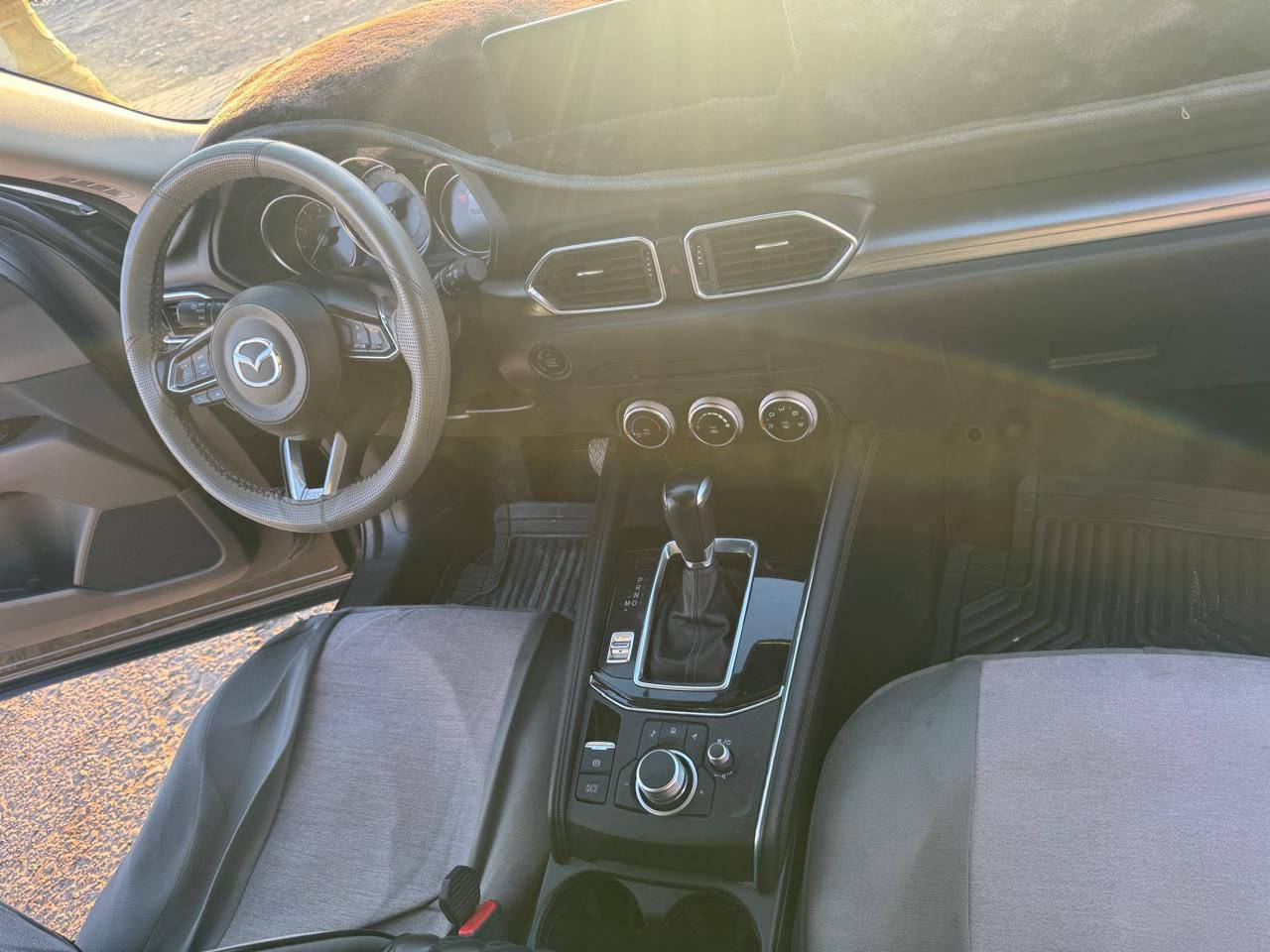 السلام عليكم لبيع 
مازدا cx5 
ماشيه65 الف
موديل 2023
السيارة نظيفة كلش 
صور حادثهه دخل صور 
محرك 2500 تيربو

تحكم ماوس بالشاشة
رادارات
مانع تصادم
4 جام اوتو
بصمة تشغيل 
بصمة ابواب دخول ذكي
صندوك كهربائي

السيارة ترايهه وين ميعجبك 
السعر160 بيه مجال 

رقم الهاتف ‏ ‭0771 394 4988‬

