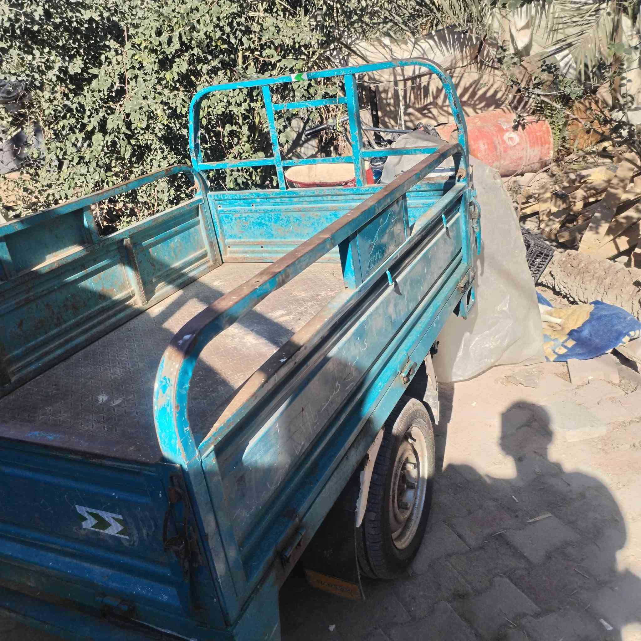 سلام عليكم ستوته كربلائيه موديل 21 كهربائيات بيه صفحه واكفه بس ما مخليسه وااا شي السعر خاص ***********
