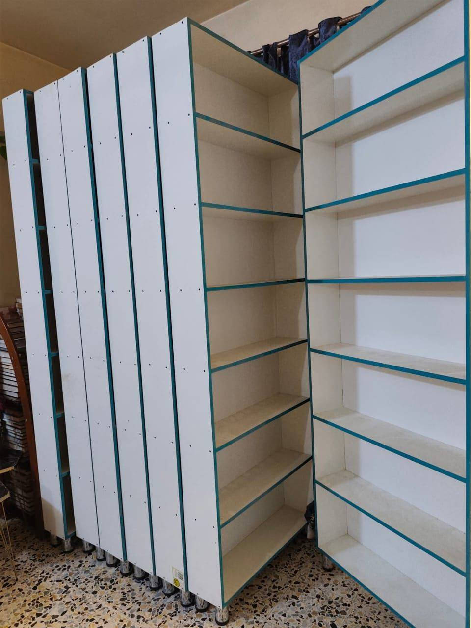 رفوف فاتيرينا للبيع  يوجد عدد حسب الطلب جديد   ميسان العمارة الأتصال على الرقم *********** عمارة, ميسان
