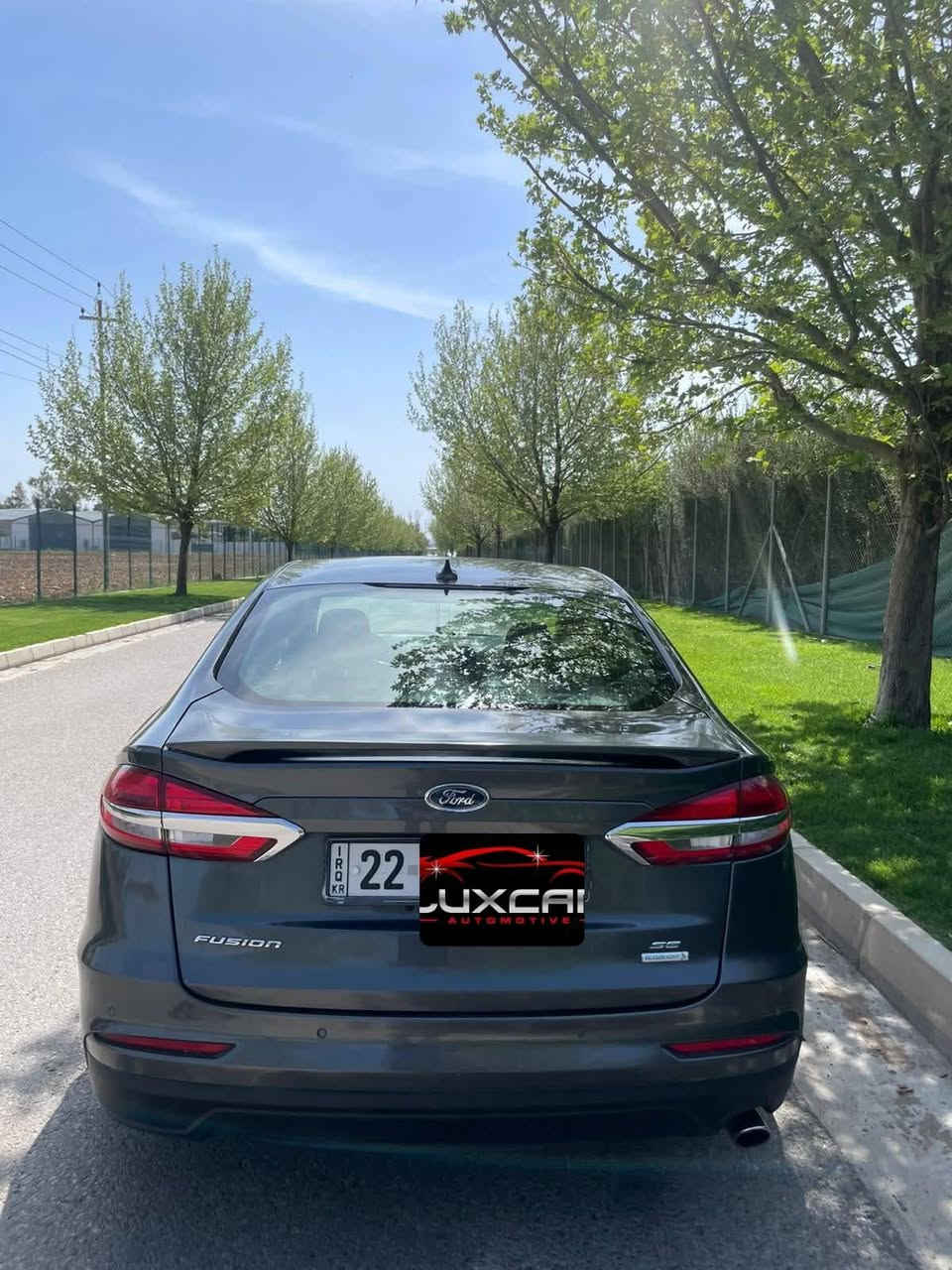 فۆرد فویشن 2020
مەکینە 1.5 تۆربۆ 
سەیارەکە یەک پارجەی بۆیاغە بێ ژۆرێ 2-3 جێ قەپوو قۆپی هەیە گێر مەکینە کارەبایات هەمووی بەشەرتە بەناوکردنیش بە شەرت 117$ مەجالەجی برایانە
*********** أربيل, العراق
