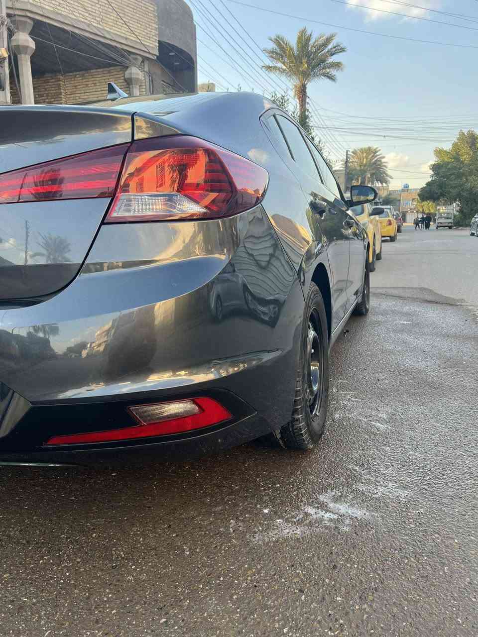 السلام عليكم. النتره. موديل ٢٠٢٠ وارد امريكي. ضرر فقط. جاملغ.   وسونار. مرفق  وي صور.  نص فول.  سياره. اي نقص مابيه اخر. حبايه.  كامله. للخير.  كير مكينه.  كفاله.  تخم. تاير. جديد.عارضه ب١٣٥وبيه مجال بصيط.  
المكان الدوره ابو. دشير 
***********
