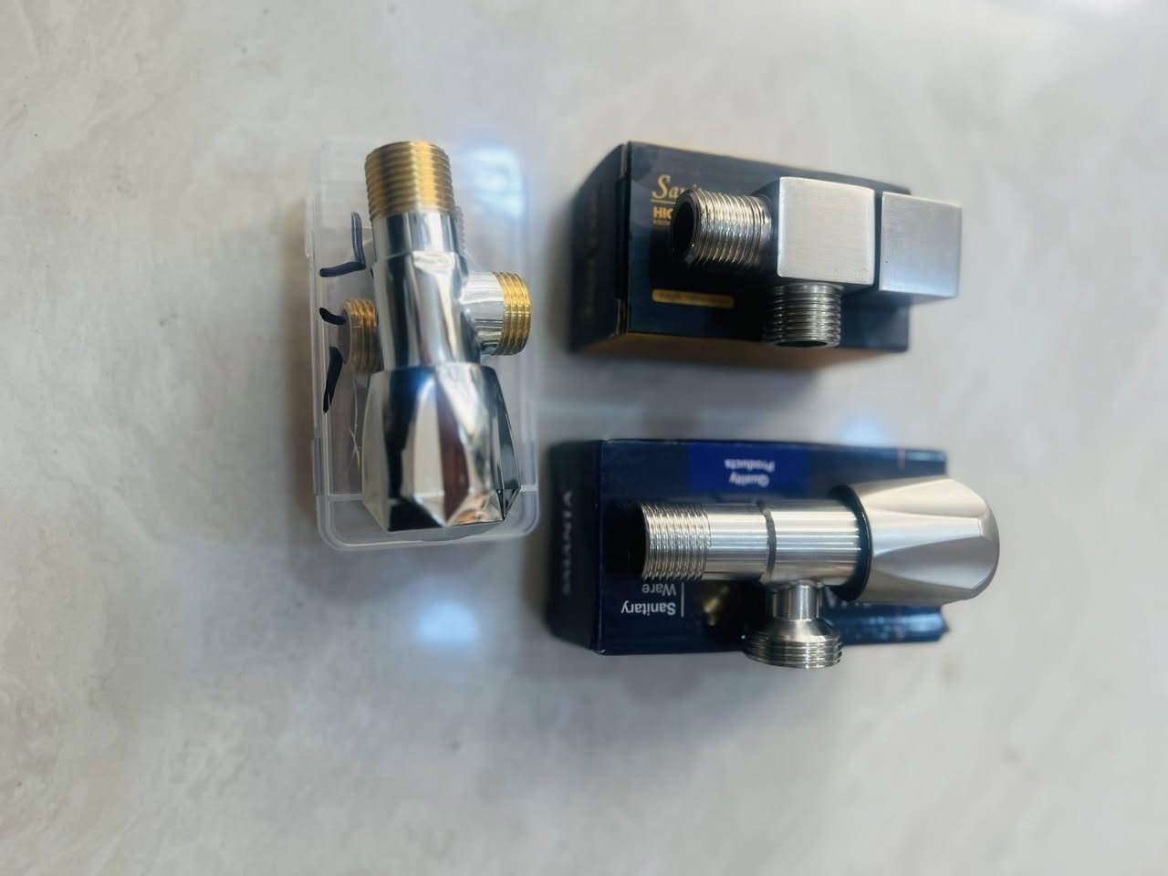 السلام عليكم اخواني توفرت بضاعة جديدة
________________________________

كاكات زواويه شرط الضمان نوعيه ممتازه 
ونوعيات وسط سعر3 الف ال 10 الاف
————————-——————•
حنفيات اصلي
حنفيات وسط
حنفيات عادي متوفر جميع الاشكال والنوعيات
————————————— 
قبق منهول باشكال والوان مختلف  سعر الف دينار فقط 💵 
العنوان السماوه مجمع ابن يقطين  قرب اسواق الحذاف متواجد من ساعه 7 صباحا لل10 مساء يوجد خدمة توصيل داخل المجمع فقط•


**إذا كنت صاحب هذا الإعلان وتريد حذفه لأي سبب، رجاءا أرسل رسالة إلى الدعم الفني**