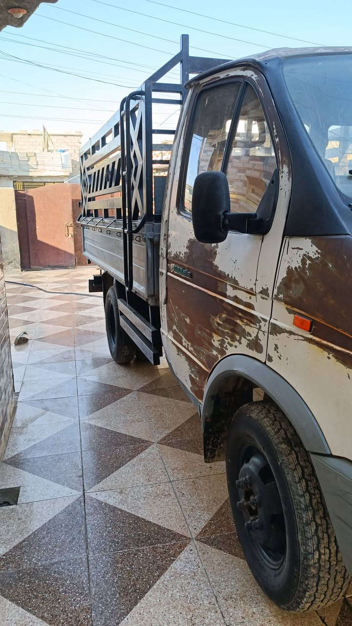 سلام عليكم سياره كازيل لبيع سياره مكفوله شاشه كامره تخم تاير جديد
باتري جديد كهربائيات كلها شغاله سياره جاهزه علا اخر حبايه 
منك لشارع السعر 43سياره تحويل ثاني يوم سنويه مانافذه 
رقم الهاتف ***********العنوان بغداد النهروان شارع 20
