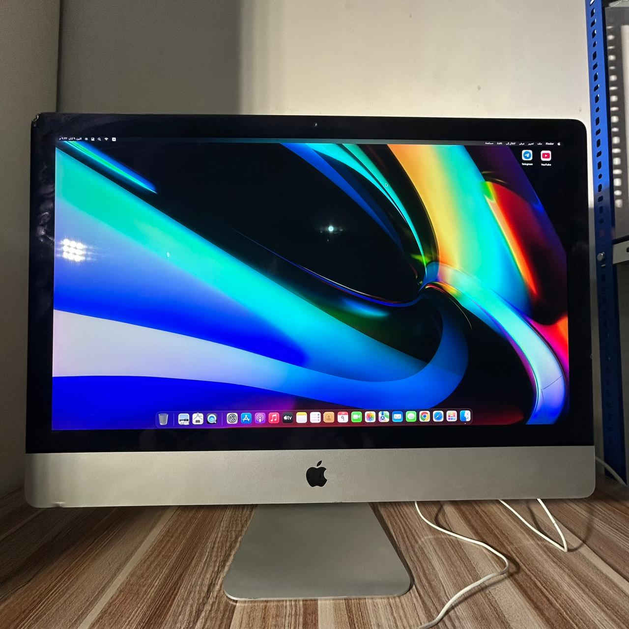 ‏شاشة مستعملة iMac Late 2015 حجم 27 إنج / دقة 5K

كور i7 بسرعة عالية جداً 4 كيكا هيرتز 

رام 16 كيكا

هارد أول 128 كيكا نوع SSD + هارد ثاني 2 تيرا نوع HDD

(مجموع التخزين حجم عملاق = 2.128 كيكا)

كارت شاشة خارجي AMD Radeon R9 M395X حجم 4 كيكا نوع GDDR5

حجم الشاشة 27 انج / دقة عالية جداً 5K 

صوت نقي و محيطي مميز جداً

منفذ USB

وتحتوي على منفذي USB 2.0 مدمجين (واحد على كل جانب) لسهولة توصيل أجهزة طرفية أخرى مثل الماوس

#السعر 650 ألف مع (ملحقات و هدايا):

كيبورد أبل الأصلي 

ماوس 

ماوس باد 

سماعات اذن 

ستاند هاتف

مكاني بغداد شارع فلسطين (توصيل مجاني بكل العراق)

واتساب ***********
