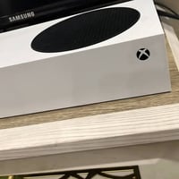 اكس بوكس سيريس اس • ملحقات كامله • سعر قفل