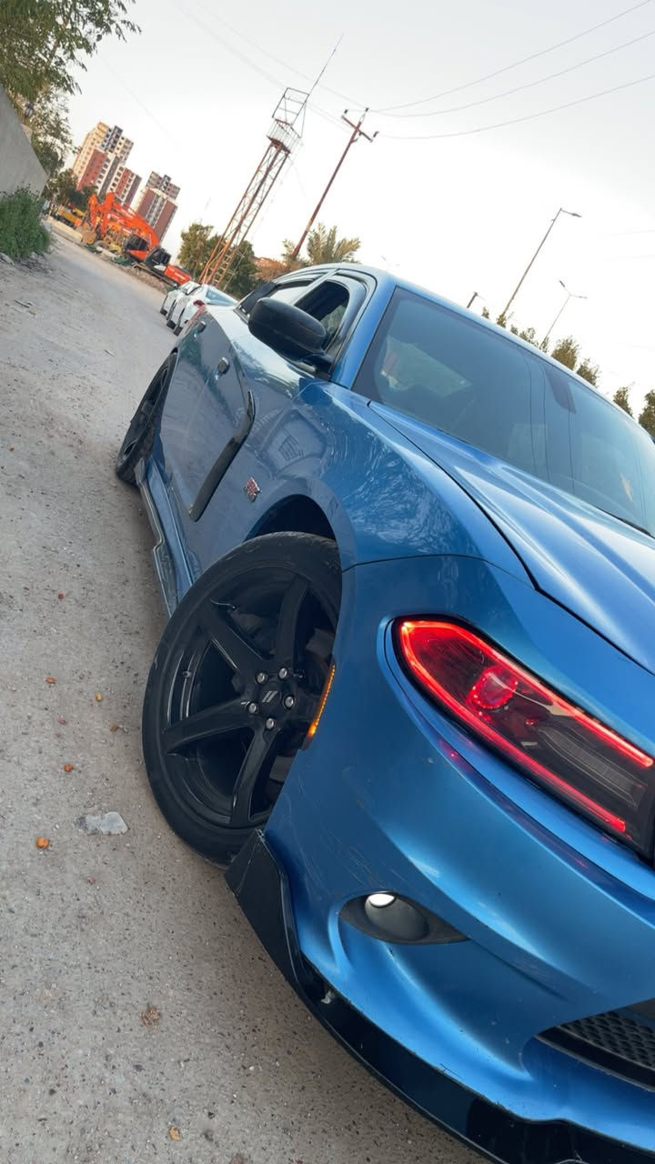 شلون شباب جاجر  ارتي 2015 ماشية 77 الف سيارة طابة كلين وهنا صار بيهة صبغ باب ولبنيد جان مغلف فابلون وصوفر وبخيتة كلير فقط كلير ومبين بالسونار بدون ايرباك السعر 178 ورقة مكانهة بغداد الكرادة اتصال ***********
