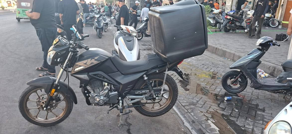 سلام عليكم دراجه RK 200cc بعدها زيروو ماشيه ٢٠٠٠ بس مكفوله من مكينه وكير وشاصي كهربائيات كلجات كلشي بيها زيرو مرقم اربيل سنويه ولوحتين الدراجه بأسمي تحويل ثاني يوم دراجه كامله من صندوك وستاند دراجه معروضه ب مليونين و ٧٠٠ مكاني شعب حي اور وهذا رقمي ***********
