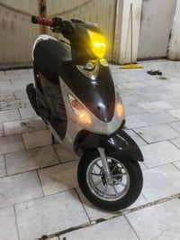 دراجه للبيع كلش نضيفه بلاديه الدراجه سلف أصلي نقص بس راجزز فقط كابريتر...