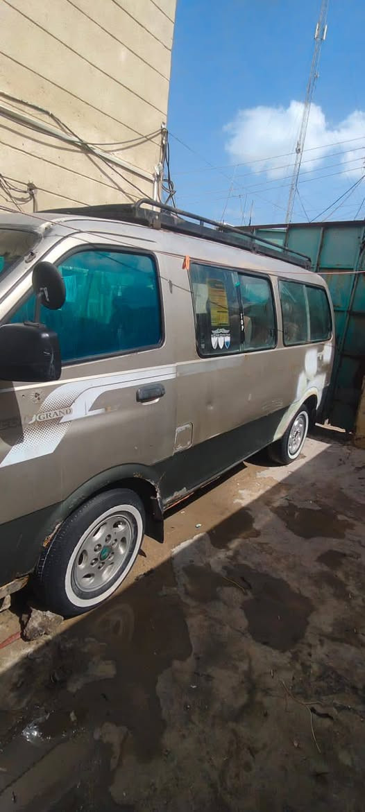 كيه بريجو مديل ٢٠٠٢ سيارة مصفره سنويه ل٢٧ تخم داير تبريد شغال بيهه معجون بل دواير يعني تاخذ كامل رقم بصره سعر ٥٠ هاذ رقمي ***********
