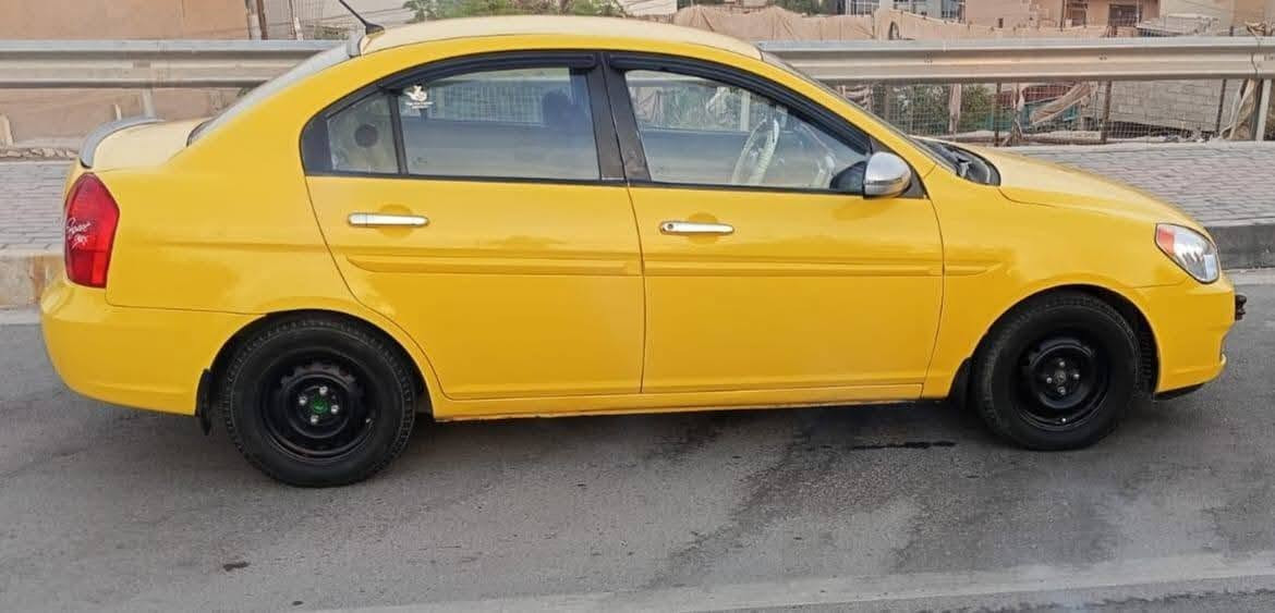 السلام عليكم 👋
#سيارة_للبيع 🚗
#نوع_اكسنت دبدوب موديل 2009👋
#حجم_المحرك_16
#وارد_امريكي
رقم  نينوى اجنبي 🚦 سنويه جديدة 🚗 هيئة وغرامة صفر 
#السيارة بأسمي و شرط التحويل 🚦

#محرك وكير شرط 👋 كير توماتيك 👋 جامات كهرب 👋قفل مركزي 👋مرايات شفط .
تبريد+ تدفة 🥶
📢 ضررها جاملغ امامي فقط

#العنوان #الموصل   
#للاستفسار الاتصال على الرقم 
***********📱📞
