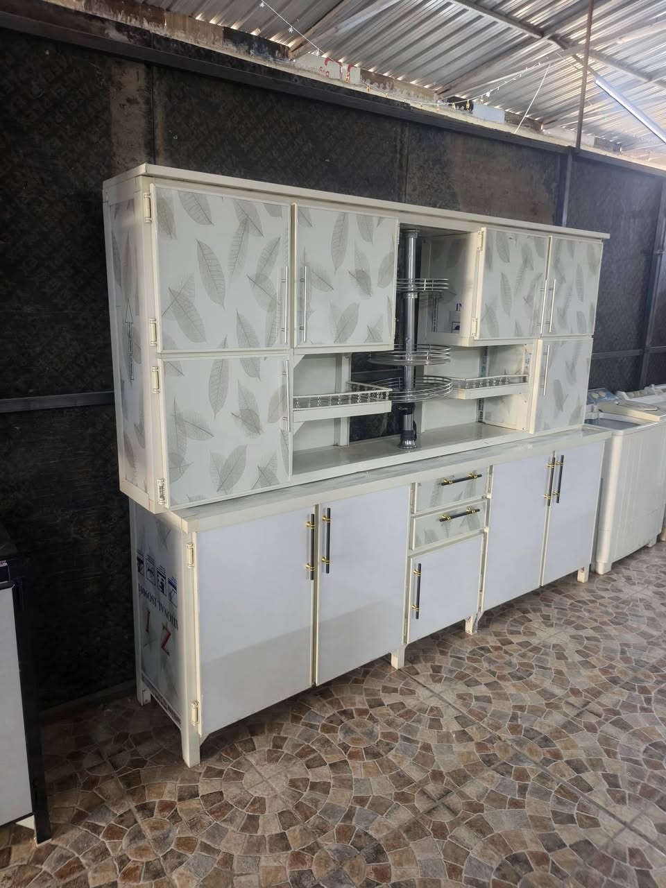 كاونتر مترين ونص ابو سله حليل جديد حطاطه داخله بوري 
عريض العنوان تكريت القادسيه قطعه 500مجمع الطبي
الاستفسار ***********
