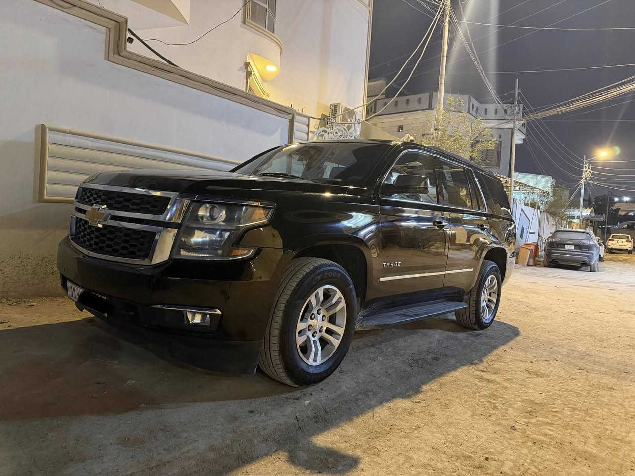 تاهو ٢٠١٨ رقم بغداد خليجي  باسمي وكاله المنصور محرك 5300 بيهه جاملغ امامي صبغ فقط بدون فتح والباقي كفاله السياره جديده جدا وجاهزه من جميع النواحي مكاني البصره للاستفسار الاتصال على *********** السعر 317 ورقة وبيهه مجال ( بيع مستعجل )
