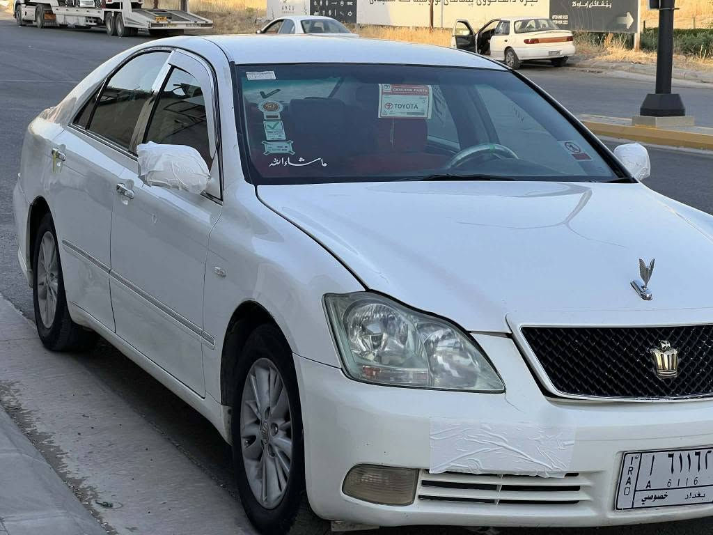 شوێن سلێمانی ژم ***********
***********
شاهینە مووس مووس بەپارەی بڕاوەیە 
46 گەلاو مەعمەلەیە برایانە
تەبرید ساردوو گەرم بەسراوە
2005 
ناو کرێمی دوو دووگمە 182 گەورە بەگەورە 
شاشەو کامێرا ئاوینە شەفت دوو کوشن کارەبا 
چوار تایەو ویلی لۆکی لە ژێرە سەیارەکە بەس موسە کودی هەیە دوای قرچێکی هەیە السليمانية, العراق
