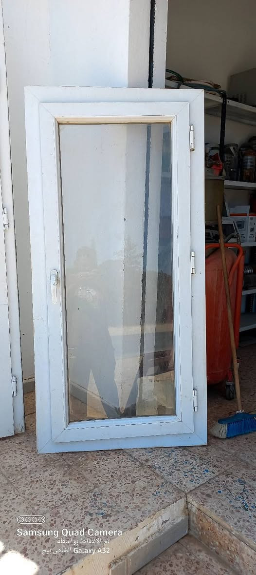 باب او رواشن مانور بي في سي 
70 العرض 
1.52 الارتفاع 
السعر 180 
لاستفسار 0915282388


**إذا كنت صاحب هذا الإعلان وتريد حذفه لأي سبب، رجاءا أرسل رسالة إلى الدعم الفني**