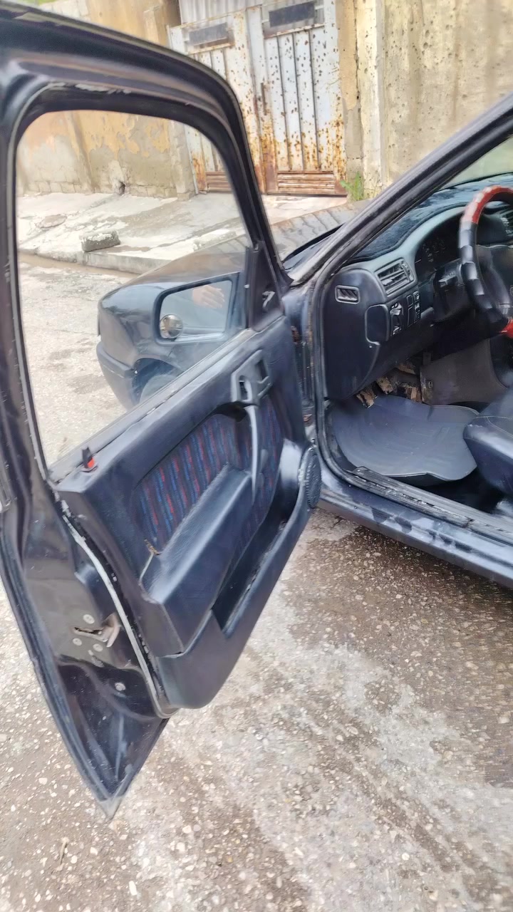 ابل فكتره موديل1989 صبق جماليه رقم نينوى شرط تحويل كابون بانزين للستفسار ***********
