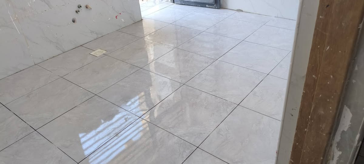 خلفه تطبيك سراميك جداري رضي التواصل ***********
