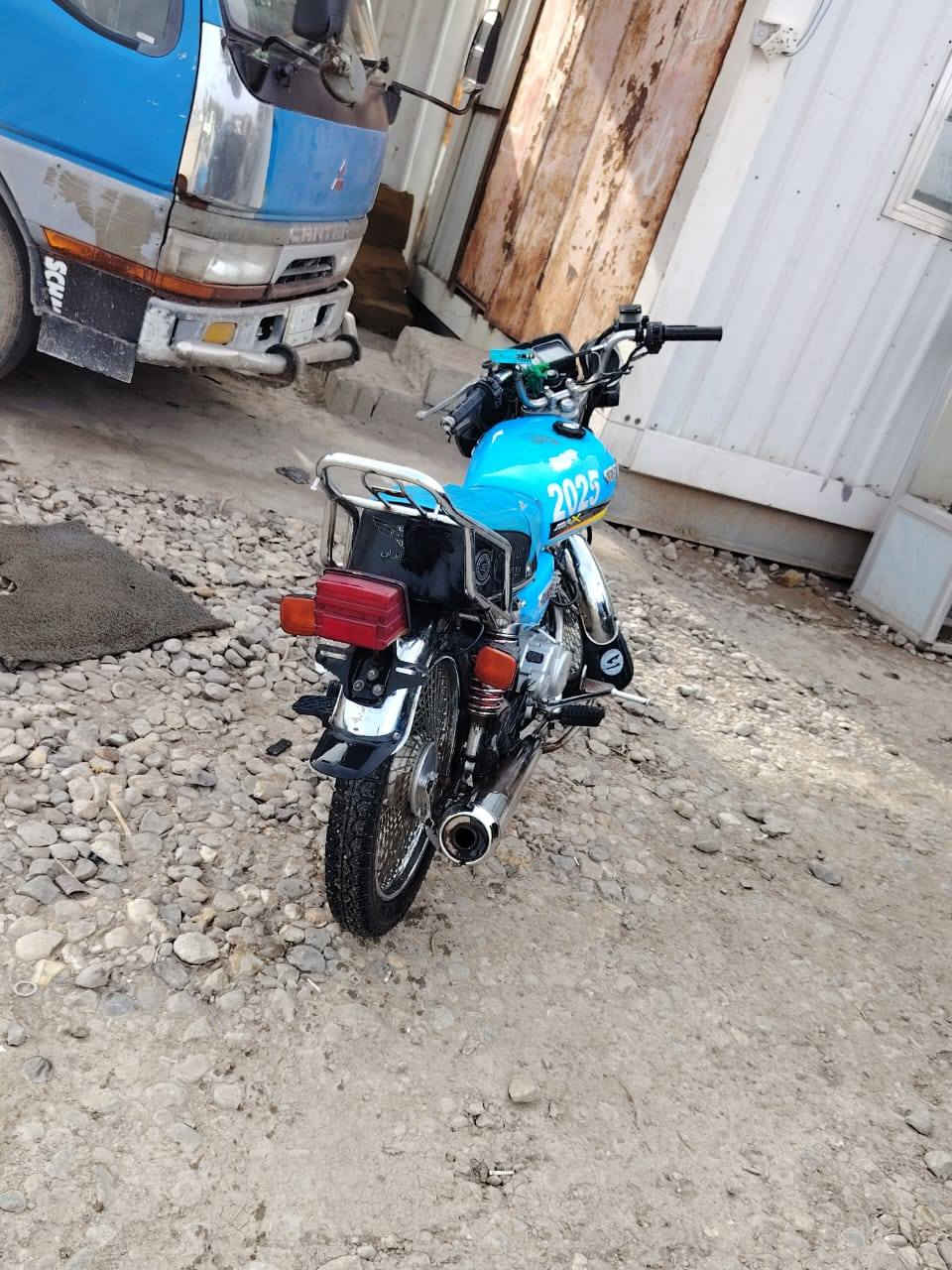 السلام عليكم  دراجة للبيع موديل 2023 مفكولة كفالة عامة مكينة مامفتوح اوراق السعر 675 وبيه مجال قليل حق الجية  مكاني بابل الشوملي
*********** بي وتساب 
***********
