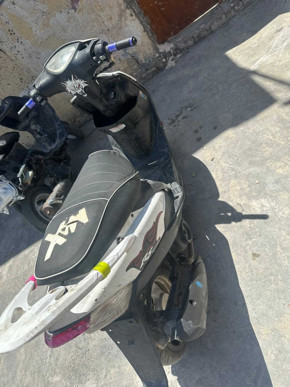 السلام عليكم من رخصه الادمن ماكس عدله للبيع دراجه مفتوحه ولفات فقط دراجه رياضي دسك بريك خلفي و امامي رياضي يدات بريك رياضي صالنصه رياضي دبلات امامي وخلفي رياضي دراجه شلعه ومعدل شرك ١٢٠ وفوك ماناقصه شي دراجه ب ٤٠٠ وبيهه مجال بسيط🙏🏻🤍


**إذا كنت صاحب هذا الإعلان وتريد حذفه لأي سبب، رجاءا أرسل رسالة إلى الدعم الفني**