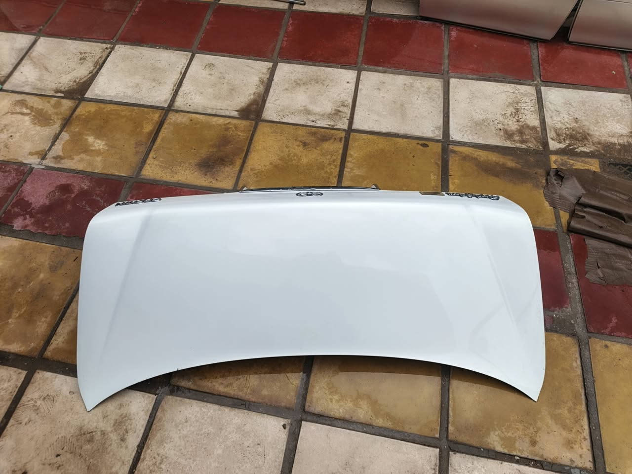 السلام عليكم فره للبيع ***********
