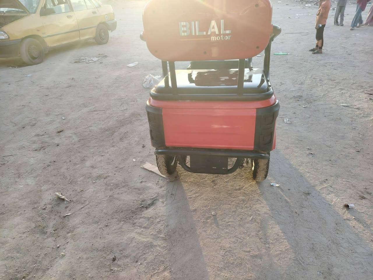 دراجه شحن للبيع سعره مليون و١٠٠ و بيهامجال رقم ***********
