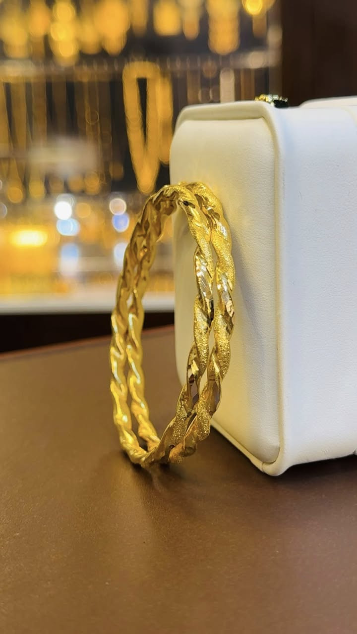 زوج مفردات برم إماراتي قياس (6) الوزن (16.83)


**إذا كنت صاحب هذا الإعلان وتريد حذفه لأي سبب، رجاءا أرسل رسالة إلى الدعم الفني**