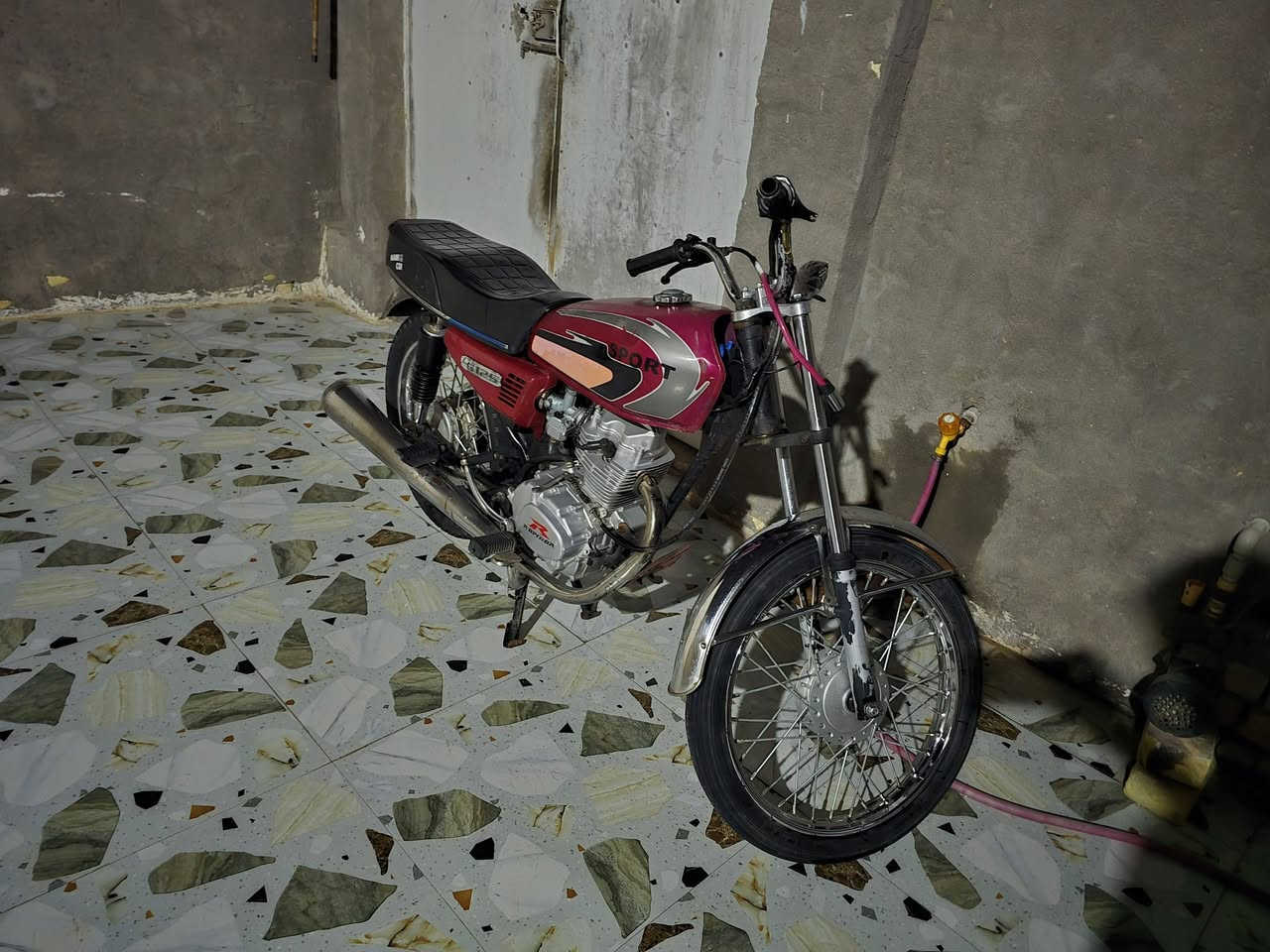 دراجه بدون البيع دراجه نضيفه برغي مامفتوح بيها سعر525 رقم الهاتف *********** المكان ميسان القادسيه
