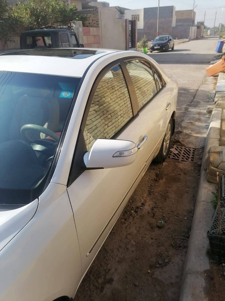 السلام عليكم سوناتا ١٠ خليجي مكينه ٢٤٠٠ سونار بلمنشور رقم صاحب السياره *********** اتصال فقط
