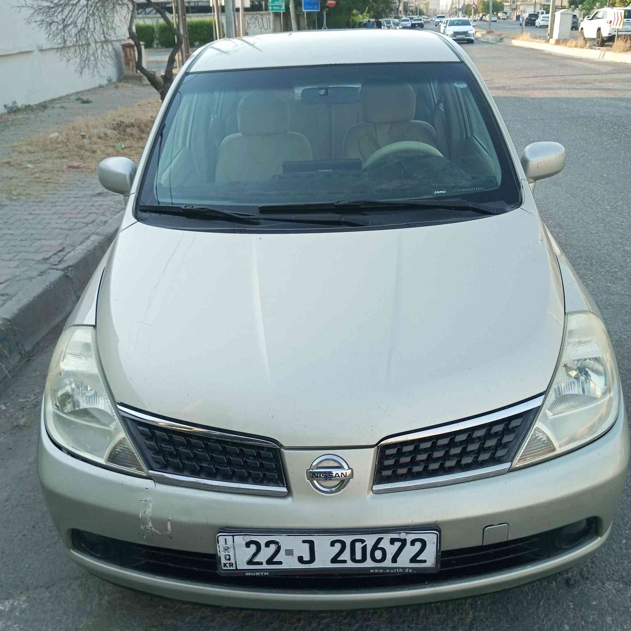 نیسان تیدە مۆدیل 2008بی سبوخ بێ لیدان مەکینەو گێر نەکراوەتەوە بەشەرت هەزەو سەنەوی تازەیە بەناوە خۆمە واکالەش دەکەم  شوین هەولیر سحری 88$ ***********
