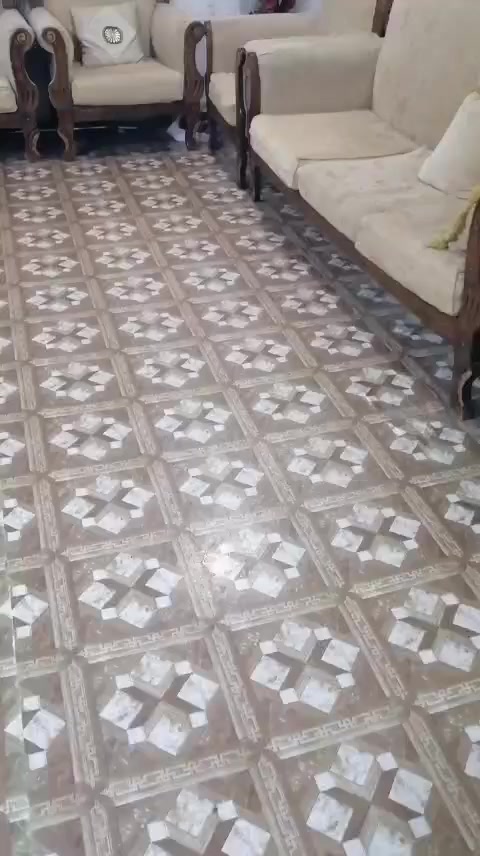 السلام عليكم قنفات للبيع 14نفر خشب حطاطة السعر 400وبيها مجال المكان القائم والشراي  يتفضل ***********
