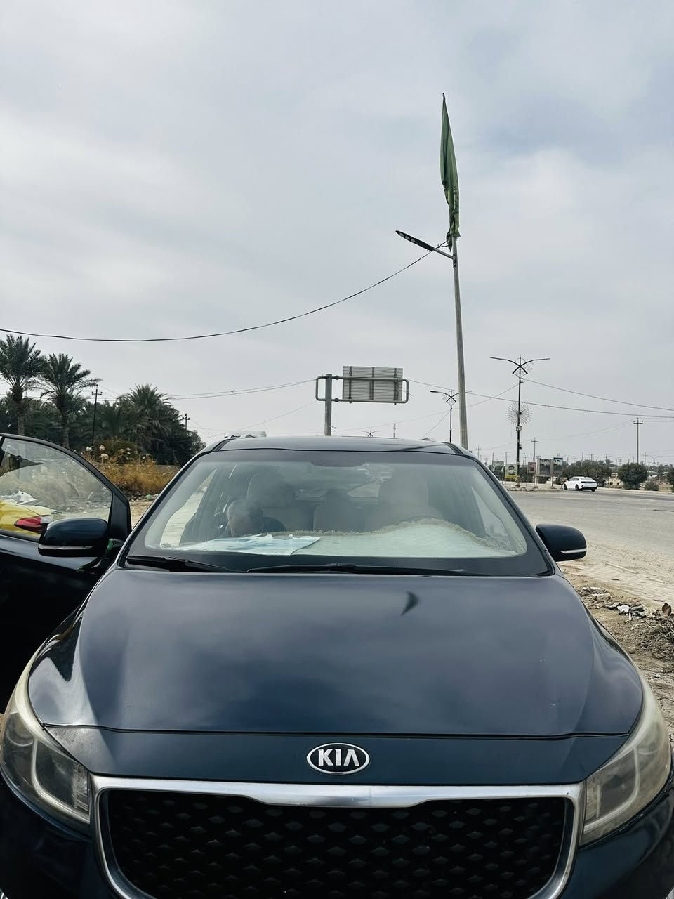 سيدونة 2016سياارة جديدة بمعنة لكلمة ماشية 80مرغي ما مفتوح كلة شركة  سبيرهة ما نززل بيبان كهربائي كشنات كرباي تتدفت كشنات  تحكم ستيرن موصفاتهة معروفة مكفولة كير مكينة حدادية تخم تاير سيارة وضع شركة بيع او مراوس حسب لقناعة  ‭0780 752 6747‬ مكانهة سماوة رميثة سعرهة 170 وبيهة مجال
