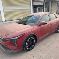 كي فور موديل 25 وارد أمريكي  حادثها جاملغ أيمن وقبق جنطه  بدون ايرباك ...